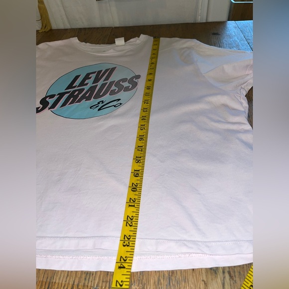 LEVI’S – Pink Graphic Logo T-Shirt – Size XL - Picture 7 of 7